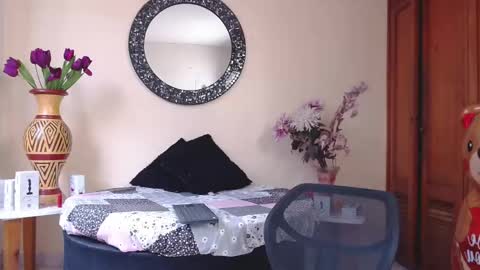 Snapshot of nicole_santana_ chatting on February 2026 08:18:02 PM Nicole Santana online show from February 2026 08:18:02 PM