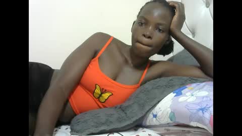 nicoleberry254 online show from September 2025 12:27:02 PM