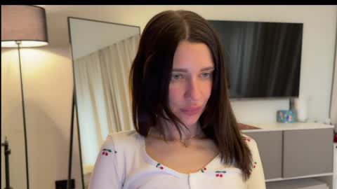 nicolekira online show from March 2026 10:47:02 PM