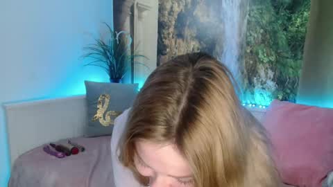 Snapshot of nicolelinharts chatting on February 2025 05:22:01 PM   Birthday  online show from February 2025 05:22:01 PM