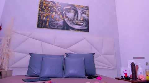 nicolemadrird online show from March 2026 11:36:01 AM