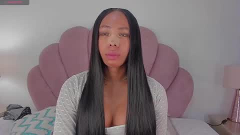 NICOLE online show from September 2025 12:18:01 PM