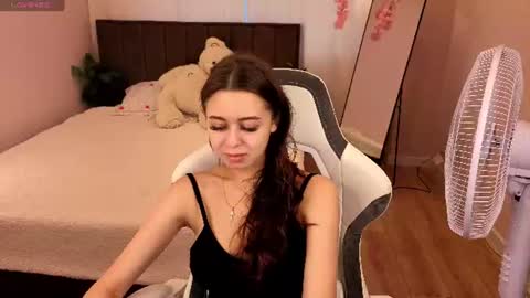 NicoleRossss online show from August 2026 01:27:01 AM