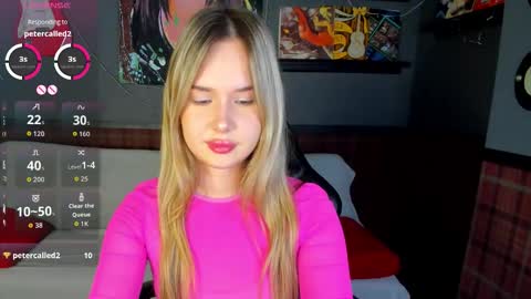 Snapshot of nicolettacooper chatting on December 2025 01:36:01 AM nicolettacooper online show from December 2025 01:36:01 AM