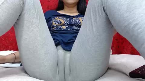 NICOLLE online show from October 2025 09:36:02 PM