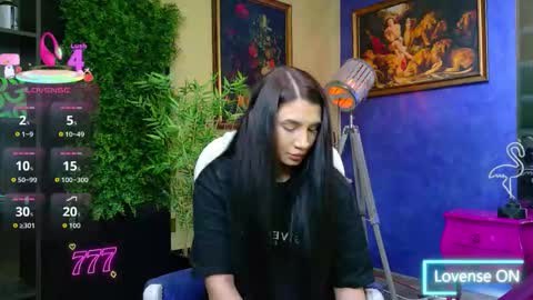 Nicolle online show from March 2026 11:25:02 AM