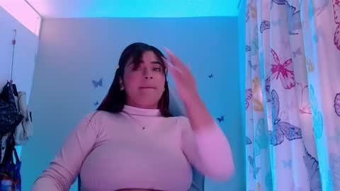 Nicolle Miley online show from March 2026 08:25:01 PM