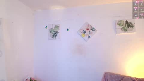 Nicol online show from January 2025 04:47:01 AM