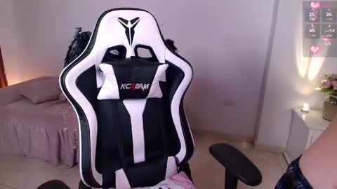 Nicol online show from March 2025 12:54:02 AM