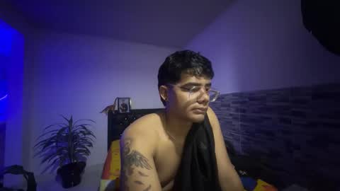 Snapshot of nicvelez22 chatting on March 2026 04:06:01 AM nicvelez22 online show from March 2026 04:06:01 AM