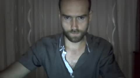 nieznajomy33 online show from August 2026 12:31:01 AM