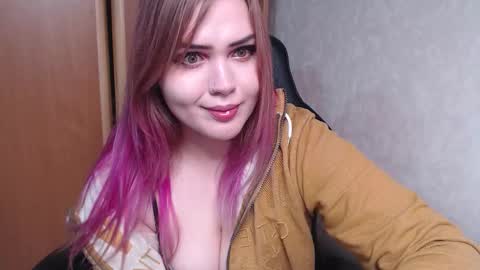 night_shine online show from October 2025 03:14:02 AM