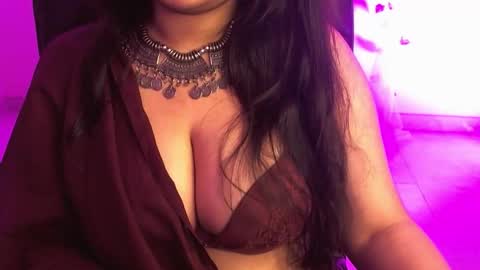 nightqueen107446 online show from November 2025 06:03:01 AM