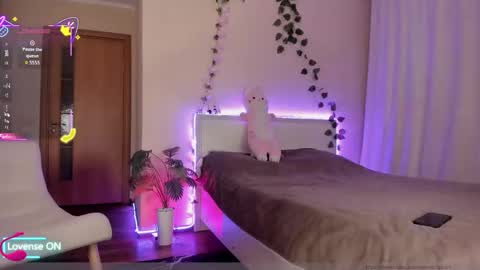 Lana online show from February 2026 03:32:01 PM