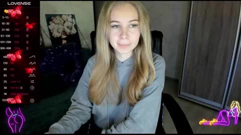 nigo_nika online show from October 2025 02:18:02 PM