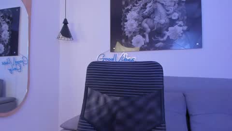 Niick online show from December 2024 12:50:02 AM