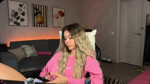 Snapshot of nika_lodge_official chatting on July 2026 06:54:01 PM Russian sweet baby online show from July 2026 06:54:01 PM
