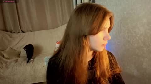 Snapshot of nika_omg chatting on September 2025 06:40:01 PM Nika online show from September 2025 06:40:01 PM