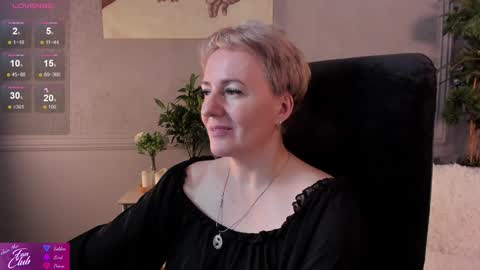 Nika online show from December 2024 03:04:01 PM