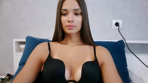 Nika online show from March 2026 04:17:02 AM