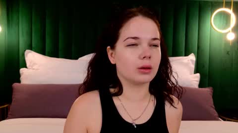 Snapshot of nikaflowers chatting on September 2025 02:50:02 AM Nika online show from September 2025 02:50:02 AM