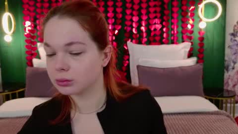 Snapshot of nikaflowers chatting on February 2026 02:48:01 AM Nika online show from February 2026 02:48:01 AM