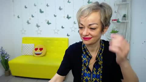 Snapshot of nikamayu chatting on May 2026 05:15:02 AM Nika online show from May 2026 05:15:02 AM