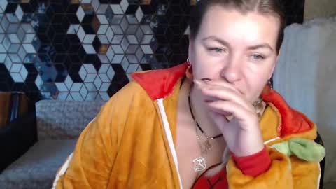 Nika online show from December 2025 05:01:01 AM