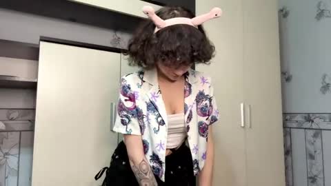 Hello there im Nika Im new here Lets have fun online show from May 2026 06:09:01 PM