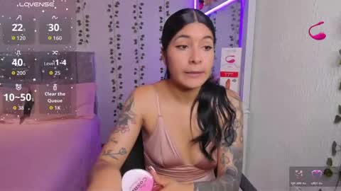 Snapshot of nikibryce_ chatting on July 2026 07:54:01 PM Niki online show from July 2026 07:54:01 PM
