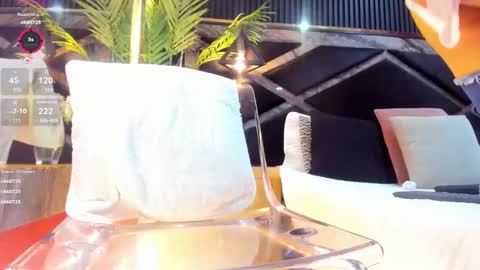 nikii_white online show from January 2025 02:57:01 AM