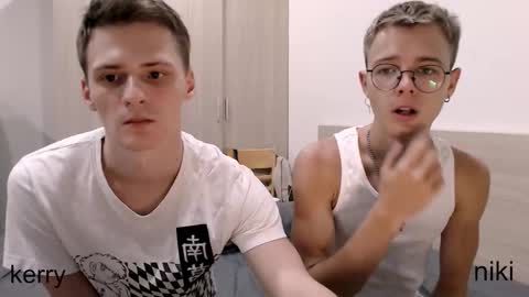 Snapshot of nikikerry_cum_ chatting on October 2025 02:18:02 PM nikikerry_cum_ online show from October 2025 02:18:02 PM