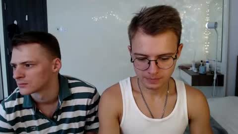 Snapshot of nikikerry_cum_ chatting on June 2026 02:00:01 AM nikikerry_cum_ online show from June 2026 02:00:01 AM