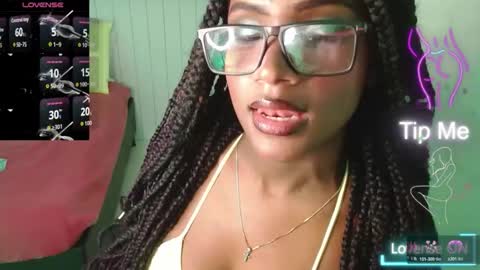 nikitakisskm online show from November 2025 05:12:02 PM