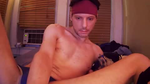 Snapshot of nikki_loverboy_holfulofcum chatting on November 2025 03:05:01 AM Nikkiboy Manhol online show from November 2025 03:05:01 AM