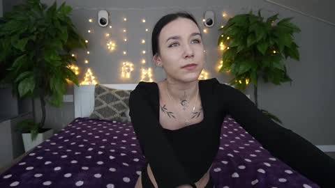 Snapshot of nikkigoldx chatting on January 2025 02:13:01 PM Nikki online show from January 2025 02:13:01 PM