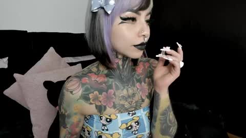 Nikki Ramone   online show from February 2025 02:58:02 AM