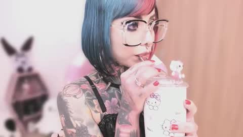 Nikki Ramone   online show from October 2025 10:34:02 PM