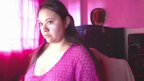 Snapshot of nikkirous_ chatting on May 2026 05:10:02 PM Nikkirous online show from May 2026 05:10:02 PM