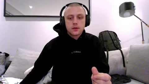 Snapshot of nikkolai111 chatting on February 2025 06:22:01 AM Isthisreal online show from February 2025 06:22:01 AM