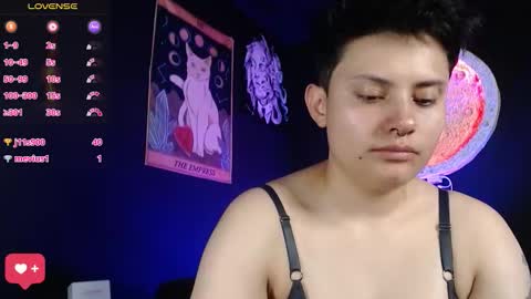 Nikky online show from November 2025 11:16:02 PM