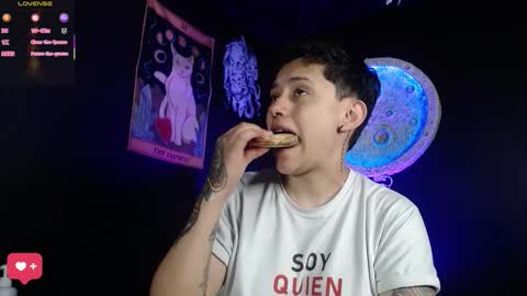 Nikky online show from February 2026 01:07:02 PM