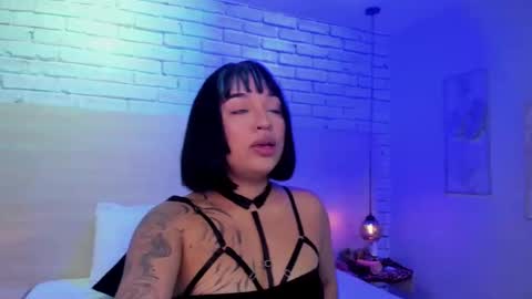 Snapshot of nikkydean chatting on September 2025 03:17:01 AM Nikky Dean online show from September 2025 03:17:01 AM