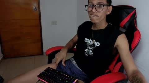 niklaus_wolf online show from March 2026 12:58:02 AM