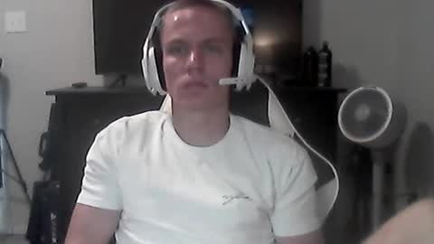 Snapshot of nikolai_russian_daddy chatting on July 2026 04:42:02 PM nikolai_russian_daddy online show from July 2026 04:42:02 PM