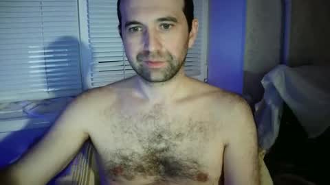 nikolas_vaz online show from January 2026 09:18:01 PM