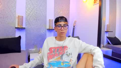 Snapshot of nikolay_gregori chatting on December 2024 05:14:02 AM online show from December 2024 05:14:02 AM