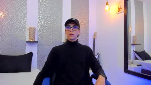 Snapshot of nikolay_gregori chatting on January 2025 03:45:01 AM online show from January 2025 03:45:01 AM