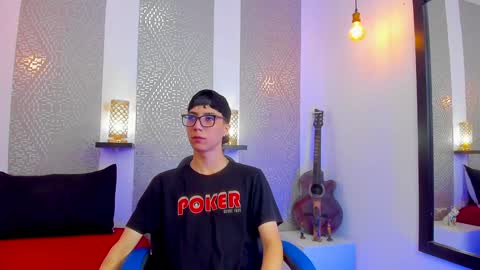 Snapshot of nikolay_gregori chatting on January 2025 04:25:01 AM online show from January 2025 04:25:01 AM