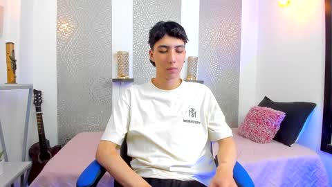 Snapshot of nikolay_gregori chatting on February 2025 05:10:01 AM online show from February 2025 05:10:01 AM